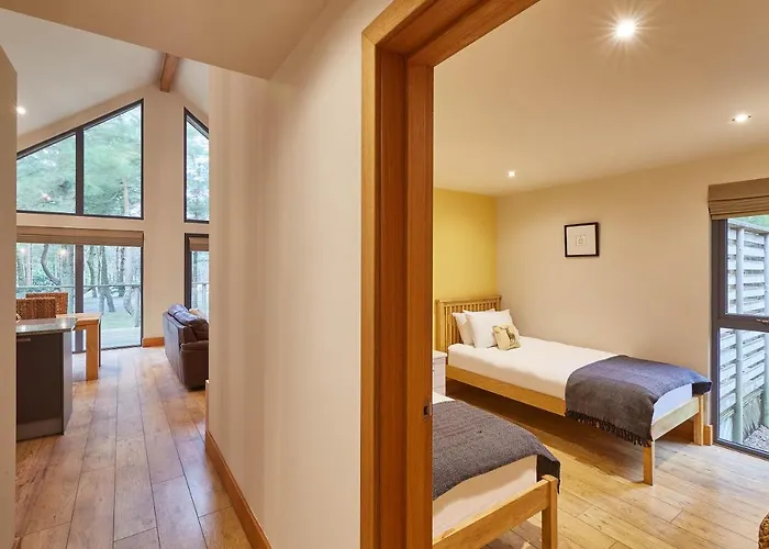 Host & Stay - Simon Howe Lodge