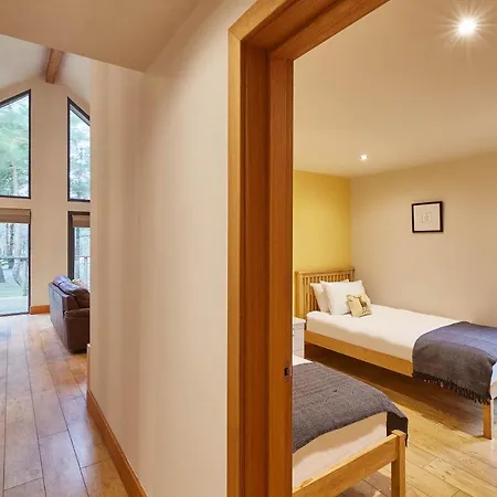 Host & Stay - Simon Howe Lodge Whitby Exterior photo